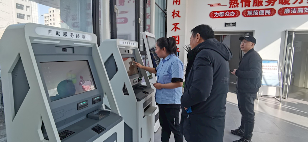【药都要闻】便民服务再升级   群众办事更舒心 高新区政务服务中心医保社保窗口正式入驻