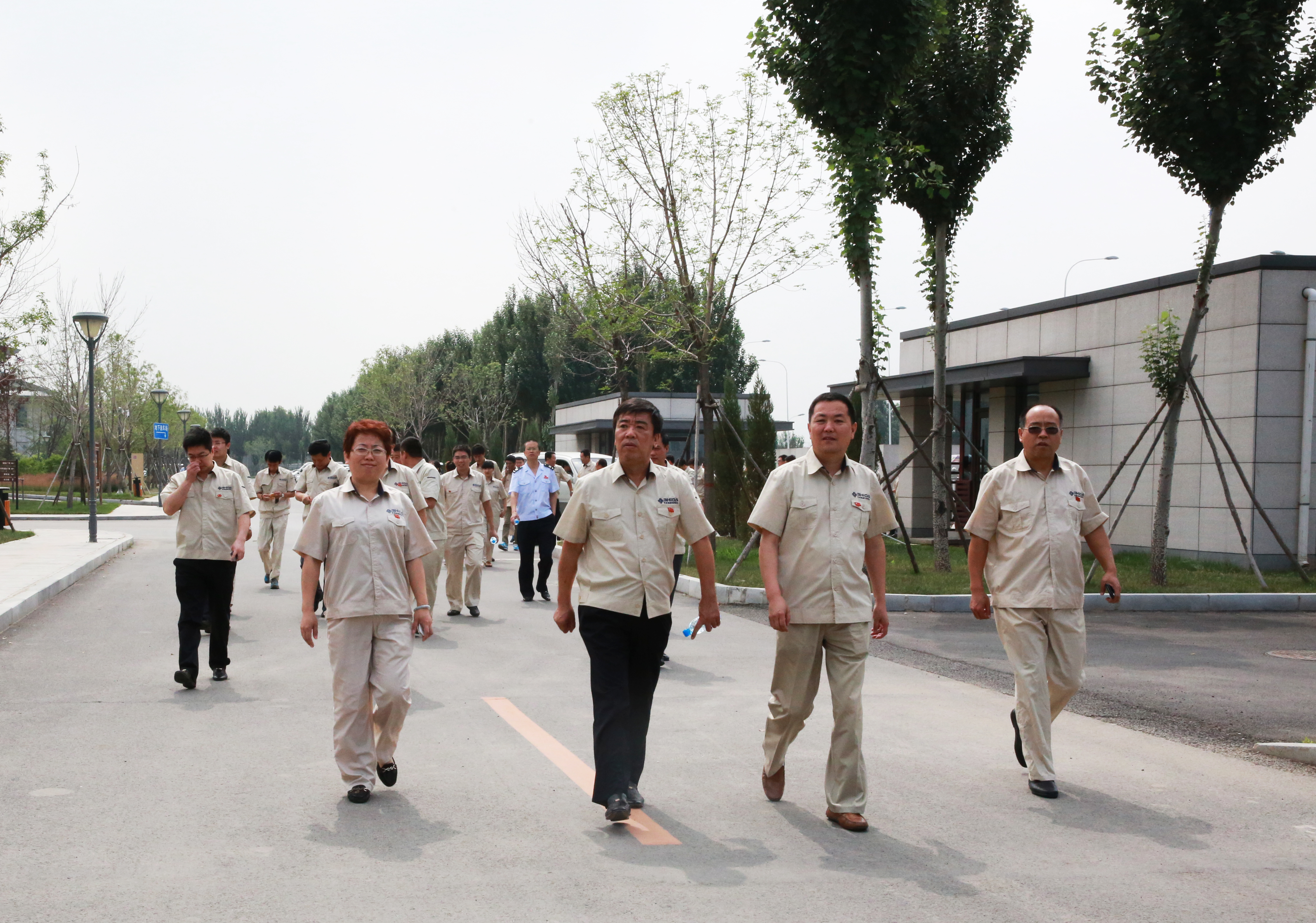 迎“七•一”高新区党员干部参观省反腐倡廉展览馆